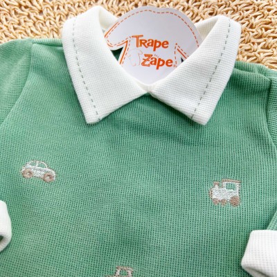  Macacão Tricotil (Tricot 100% Algodão) com Gola e Bordado - Carrinhos e Trens - Verde
